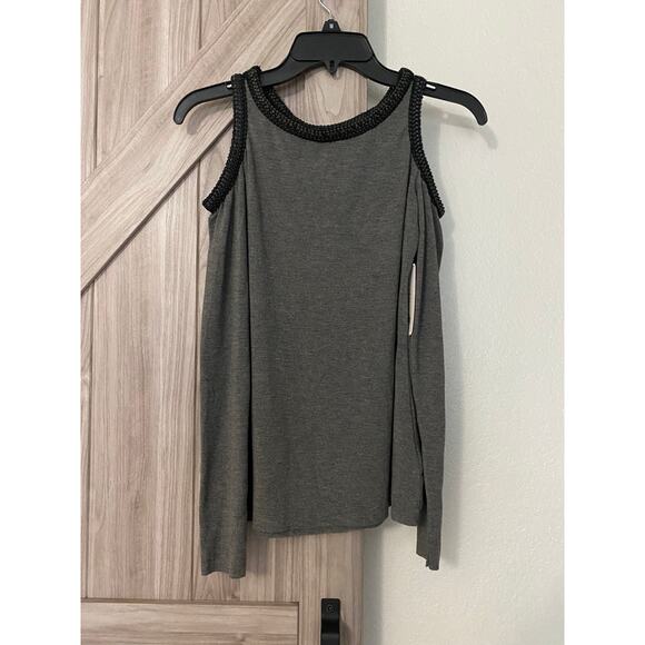 NWT Bailey 44 Harlow cold shoulder top size extra small￼ - Picture 2 of 7